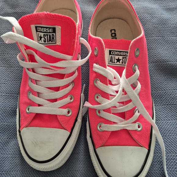 Converse Shoes - Converse Ladies Pink Sneakers